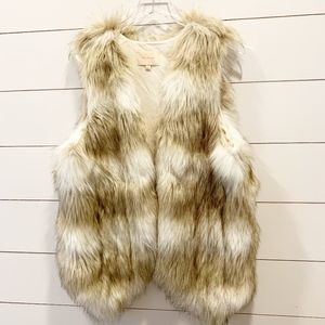Skies Are Blue Jackets & Coats - Skies Are Blue Faux Vest Skies Are Blue Jackets & Coats - Skies Are Blue Faux Vest